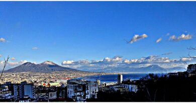 domenica 24 novembre: la Napoli di Viviani in bici