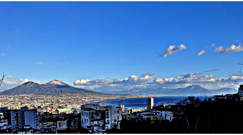 domenica 24 novembre: la Napoli di Viviani in bici